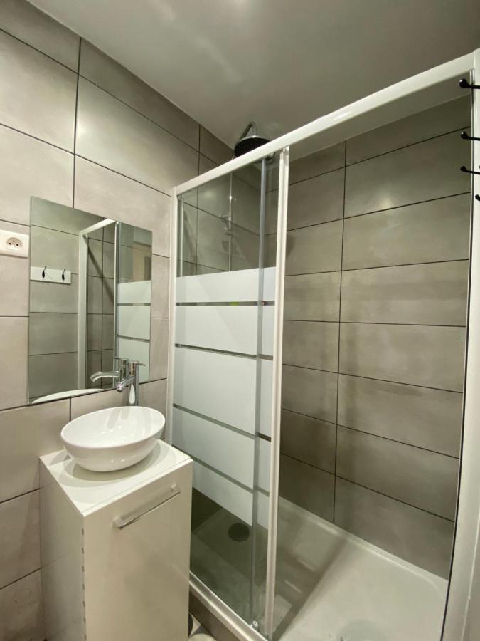 A Mai Hyper Centre, 26 Rue Saint Dizier *